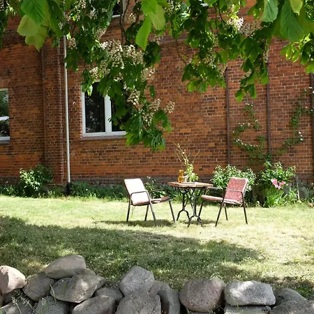 Apartamento Hof Welzin - Frau Hermine Passow (Parchim)